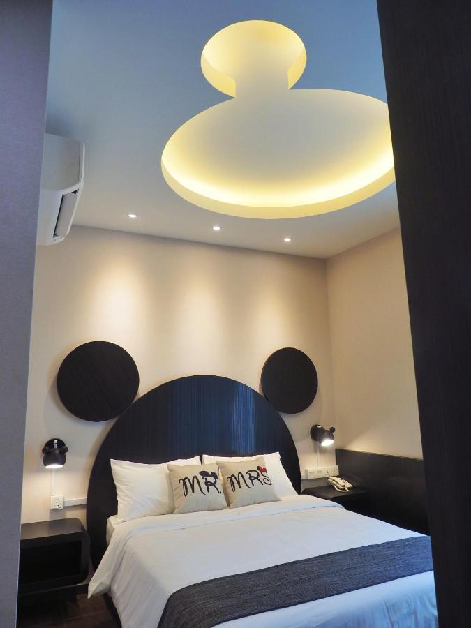 The Tree Hotel Muar Exterior foto